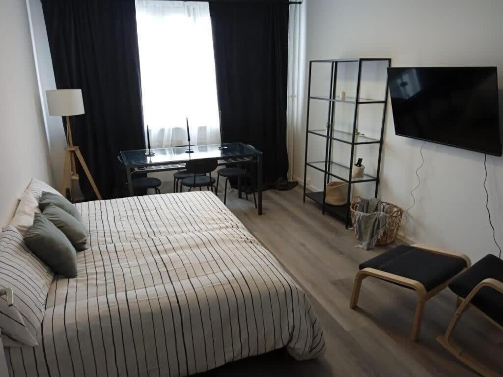 Alexanderplatz Fresh Adorable Apartment